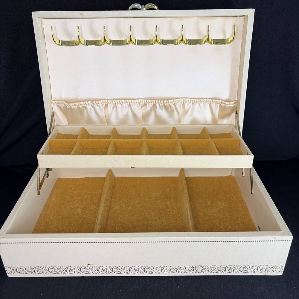 Vintage Mele Ivory Jewelry box Two Tier w Necklace Hooks, Mustard, 12.5x8x3.5